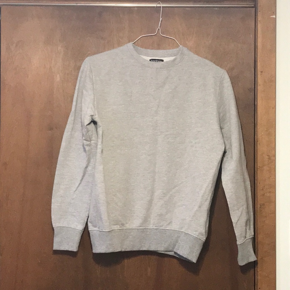 Plain gray sweatshirt